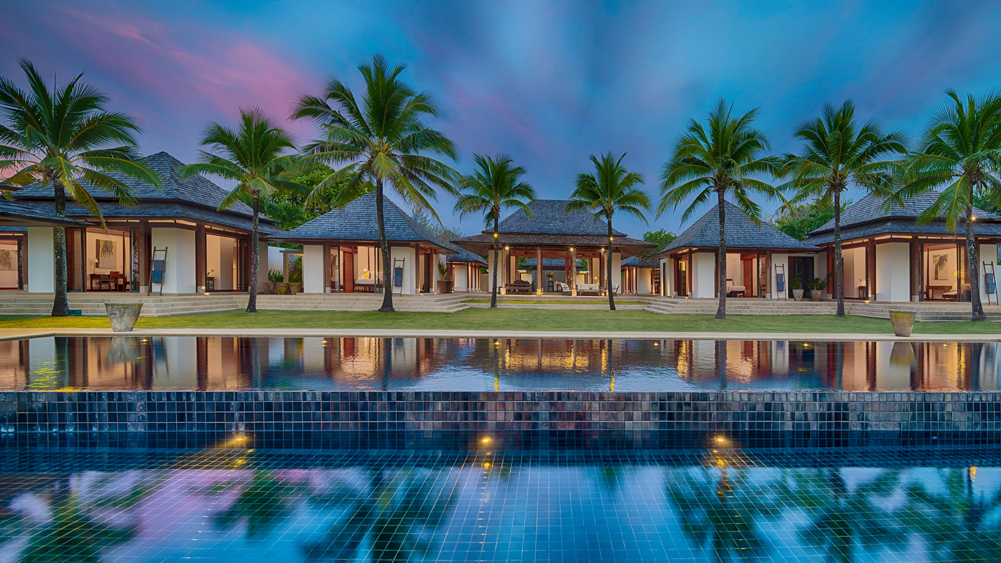 Jivana Beach Villas - Natai Beach Phuket - Villa Ananda - Romantic villa at night